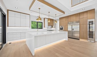 1801 N Clarence Ave, Arlington Heights, IL 60004
