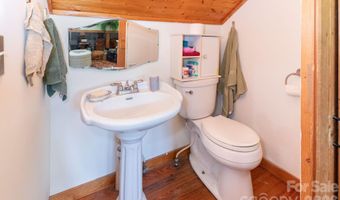 329 N Fork Rd, Barnardsville, NC 28709