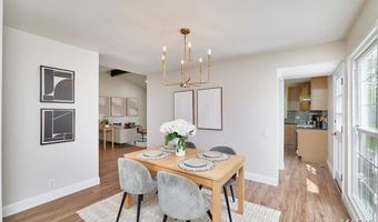 413 Claymont Dr, Ballwin, MO 63011