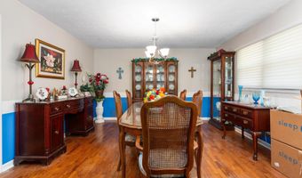 890 KELLY LYNN Dr, Anniston, AL 36207