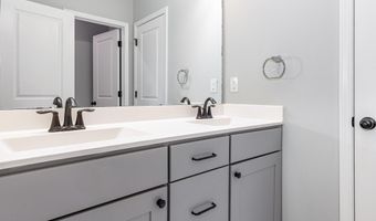 2914 Farmhouse Dr, Apex, NC 27502