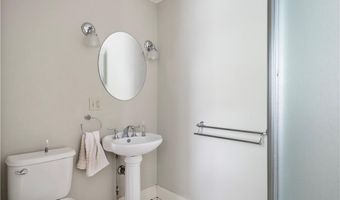 16 School St, North Smithfield, RI 02896