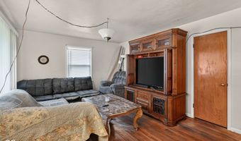 2607 E 8th St, Anderson, IN 46012