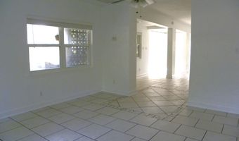 2096 Pat Ln A, Biloxi, MS 39531