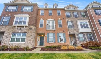 2765 Ashcombe Dr, Ann Arbor, MI 48105