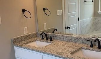 210 Navajo Trl, Alvarado, TX 76009