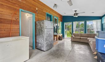 512 N D St, Albia, IA 52531
