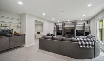 4045 N Harvard Ave, Arlington Heights, IL 60004