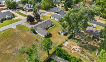 210 NW G St, Bentonville, AR 72712