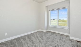 248 F QUARTER CIRCLE Loop, Cheyenne, WY 82007
