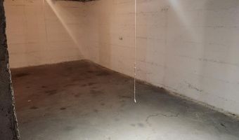 204 Grand Ave, Arco, ID 83213
