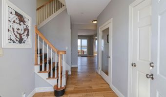 2070 W Riverside Dr, Atlantic City, NJ 08401