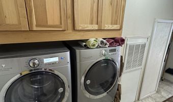 10742 Yonna Dr, Bonanza, OR 97623