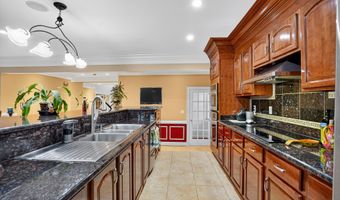 7602 GAYLORD Dr, Annandale, VA 22003