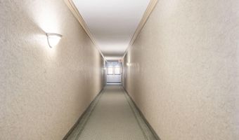 4141 N HENDERSON Rd 702, Arlington, VA 22203