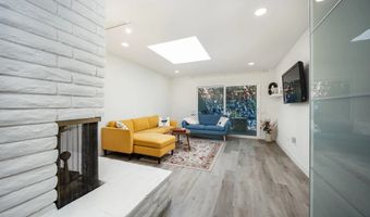 810 E Washington Ave E, Escondido, CA 92025