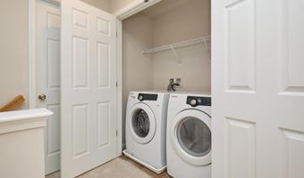 42612 GALBRAITH Sq, Broadlands, VA 20148