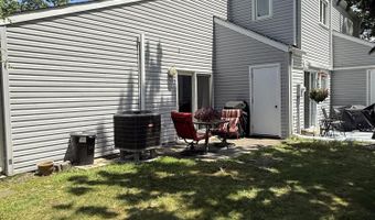 7 S Seas Ct, Barnegat, NJ 08005