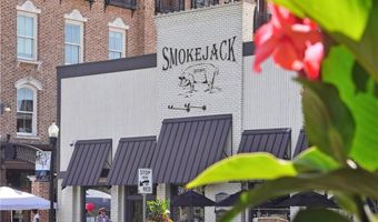 5600 Surrey Ct, Alpharetta, GA 30009
