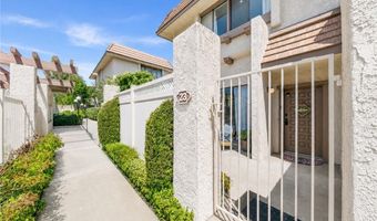 848 W Huntington 23, Arcadia, CA 91007