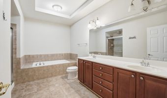 3553 HUNTLEY MANOR Ln, Alexandria, VA 22306