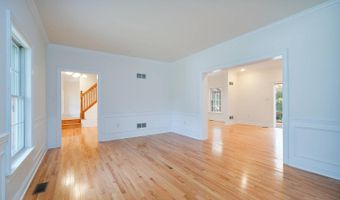 6208 WISCASSET Rd, Bethesda, MD 20816