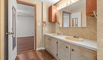 513 PAULINE Dr, Bonneau, SC 29431