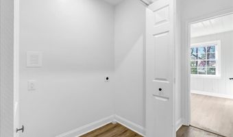 218 S West St, Ahoskie, NC 27910