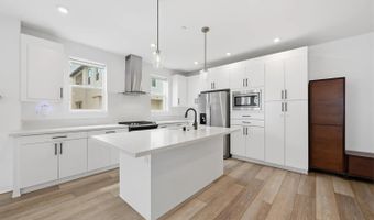 2702 Via Avella, San Diego, CA 92108