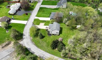 11686 Parkwood Dr, Alden, NY 14004