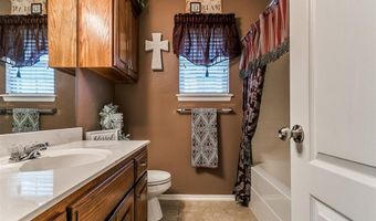 2600 Jefferson Dr, Moore, OK 73160