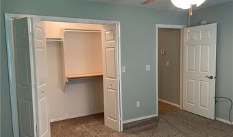 2 Bacton Ln, Bella Vista, AR 72714