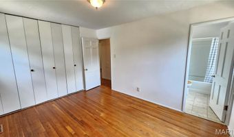 9117 Tiber Ct, Affton, MO 63123