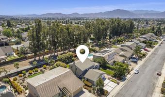 2142 Klamath Dr, Camarillo, CA 93010
