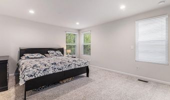 2853 Dillon Dr, Ann Arbor, MI 48105