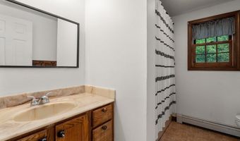210 Rice St, Athol, MA 01331