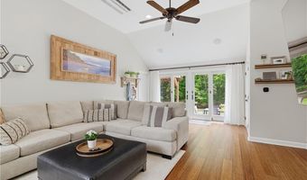 1 Blacksmith Rd, Lincoln, RI 02865