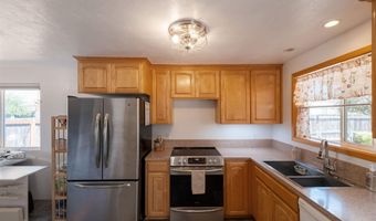 4589 SE Geary St, Albany, OR 97322