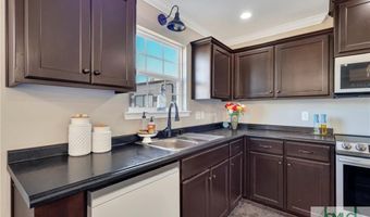 469 Nashview Trl, Allenhurst, GA 31301