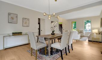 3905 COOK St, Alexandria, VA 22311