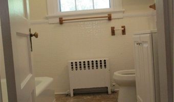 403 Maple St, Ashland, VA 23005