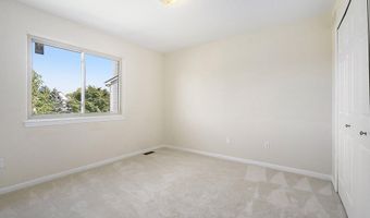 5776 Cedar Ridge Dr, Ann Arbor, MI 48103