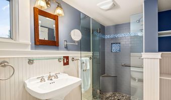 12 Ashley Dr, Belfast, ME 04915