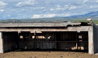 307 Howie Rd, Big Timber, MT 59011