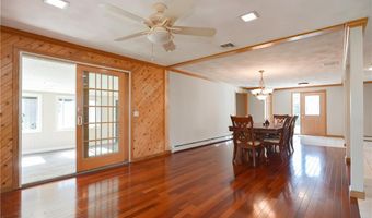 206 Shun Pike, Johnston, RI 02919