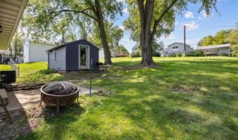 302 N Pratt St, Anamosa, IA 52220