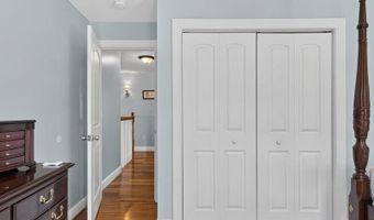 43 Skyline Rd, Bangor, ME 04401