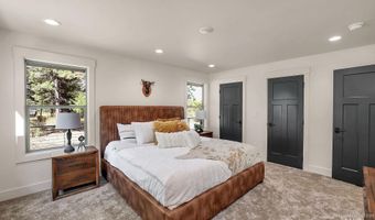 1 Caribou Pkwy, Cascade, ID 83611