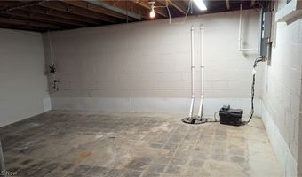 2921 Center Rd, Ashtabula, OH 44004