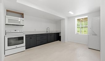 5006 Hickory Hill Ln, Apison, TN 37302